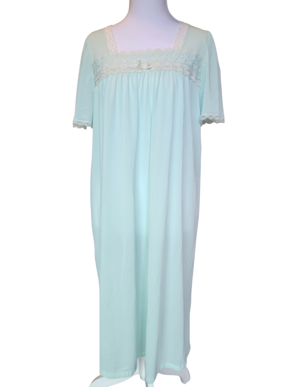 Vintage Amanda Stewart Blue Green Short Sleeve Square Neckline Nightgown